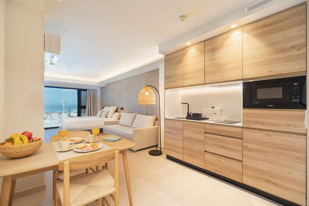 Apartamentos Playa Victoria Cádiz Kültér fotó
