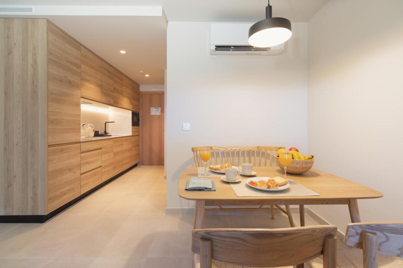 Apartamentos Playa Victoria Cádiz Kültér fotó